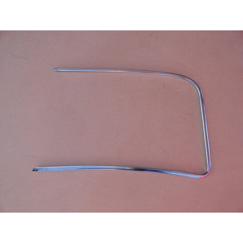 Friso Externo Parabrisa Boca de Sapo 1947 a 1953 Importado