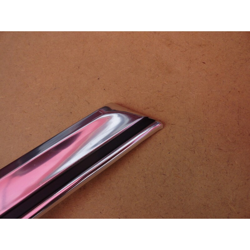 Friso Inferior do Paralama Esquerdo Original 72 em Diante