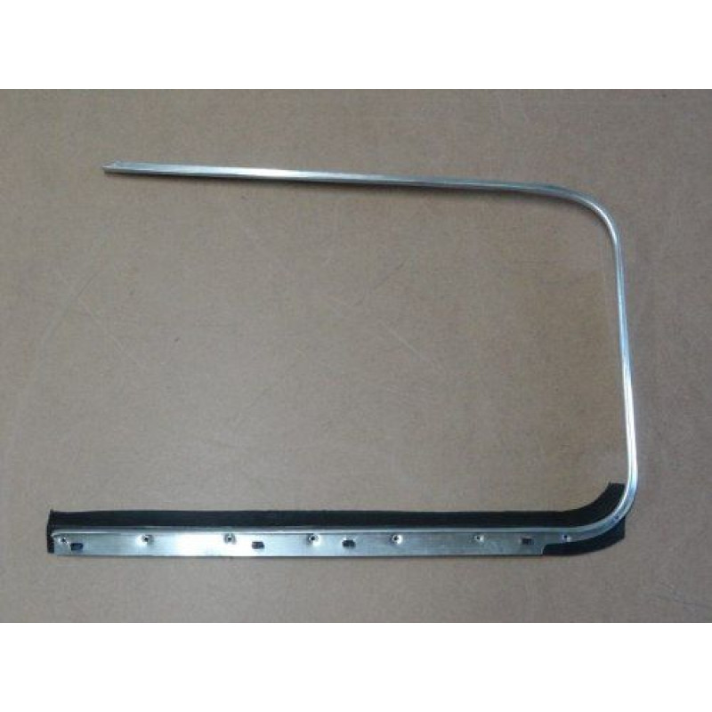 Friso Janela Externo com Pestana Fusca Cromado Esquerdo