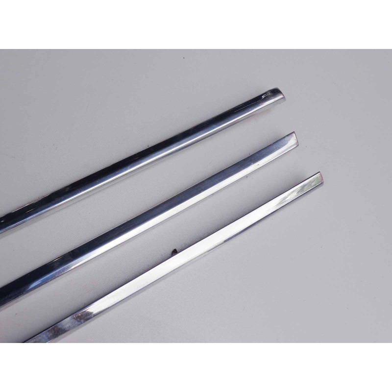 Friso Lateral Porta Capô Ford F-100 Twin Beam 1968 a 1971 Parcial Usado