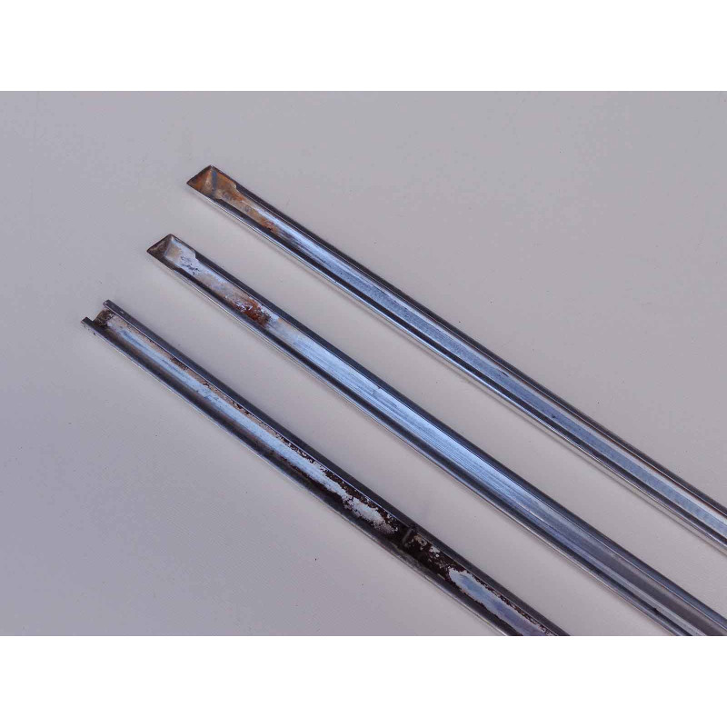 Friso Lateral Porta Capô Ford F-100 Twin Beam 1968 a 1971 Parcial Usado