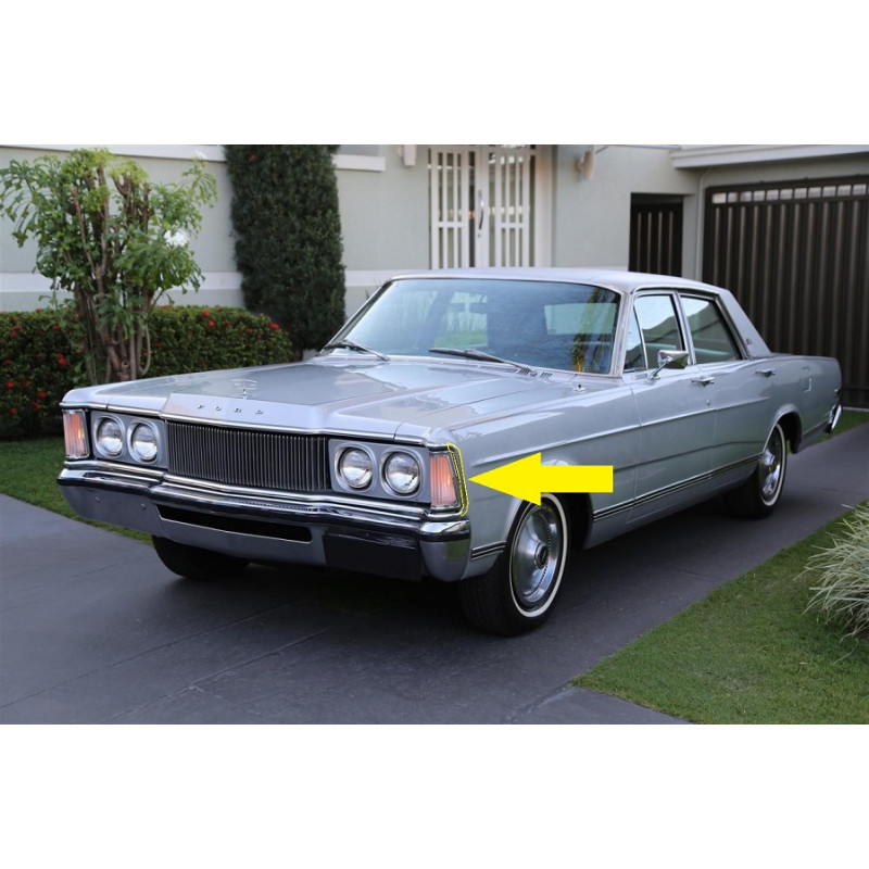 Friso Lateral Pisca Esquerdo Galaxie Landau 1976 a 1983 Quebrado Original Novo