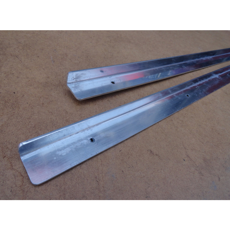 Friso Soleira da Porta Chevrolet Boca de Sapo e Bagre 47 à 55 Novo - Par