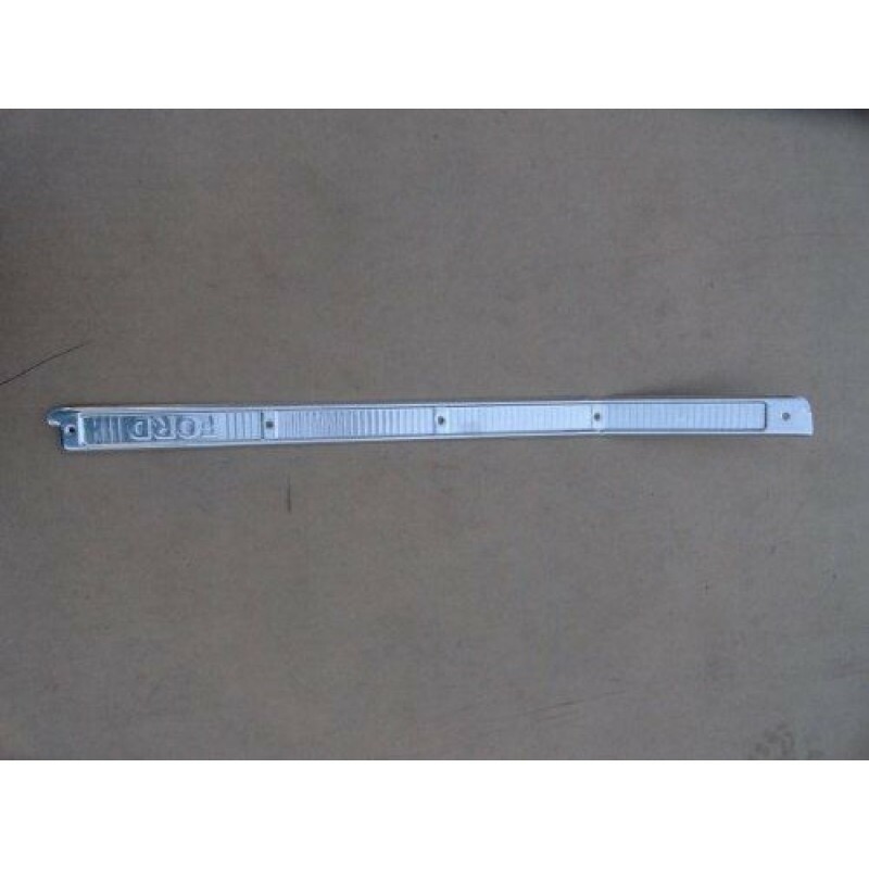 Soleira da Porta F-100 F-1000 72 à 92 Alumínio Direito