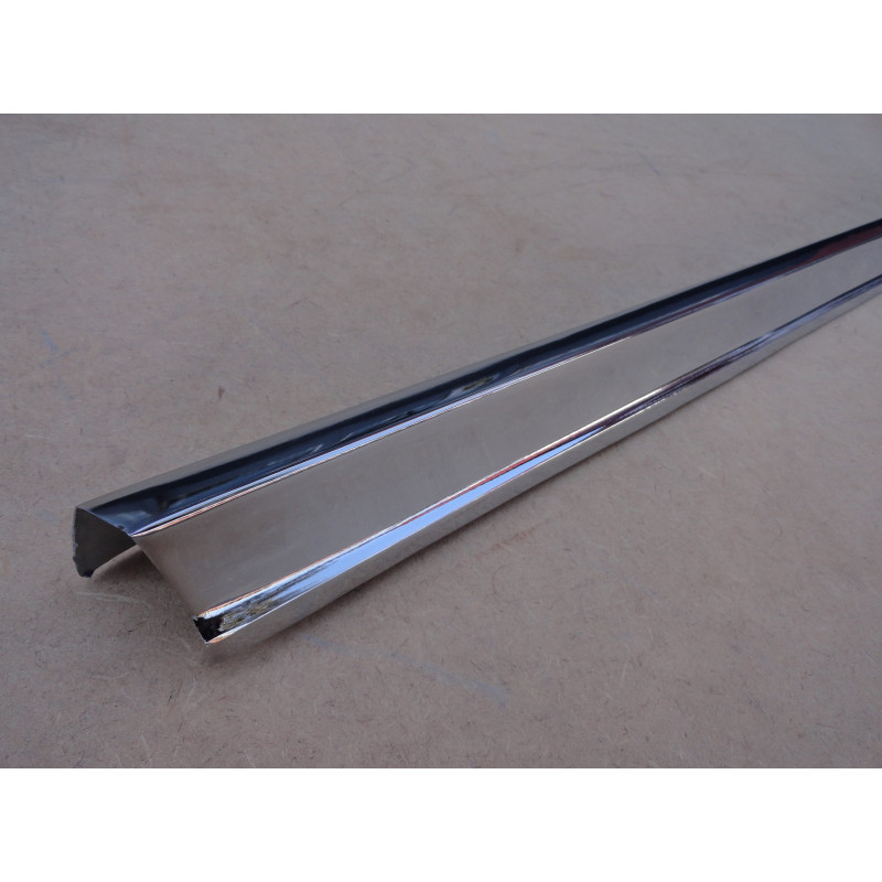 Friso Superior Grade Dianteira C-10 Veraneio 68 à 78 Original Usado