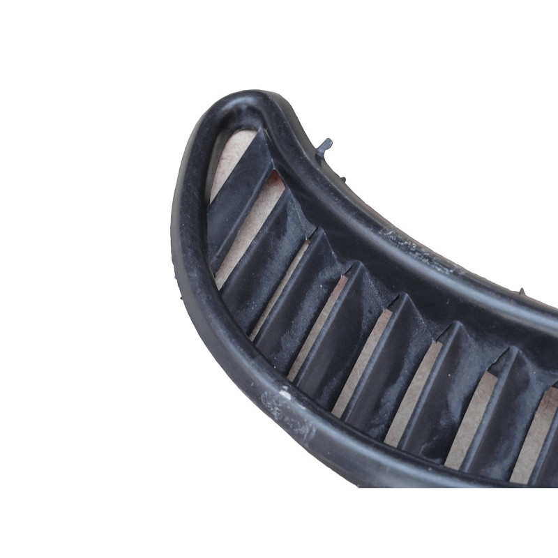 Grade Ar Lateral Meia Lua Sorriso Esquerdo Fusca 1974 em Diante Original Novo