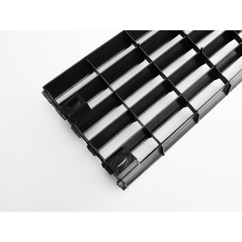 Grade Corcel II Belina II 78 à 84 c/ Emblema Ford Preta Nova 