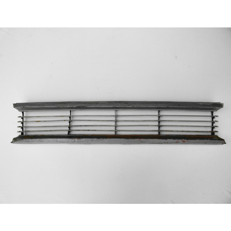 Grade Dianteira C-14 C-15 C-10 68 à 78 Original Usada