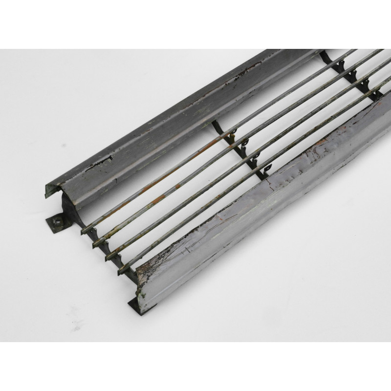 Grade Dianteira C-14 C-15 C-10 68 à 78 Original Usada