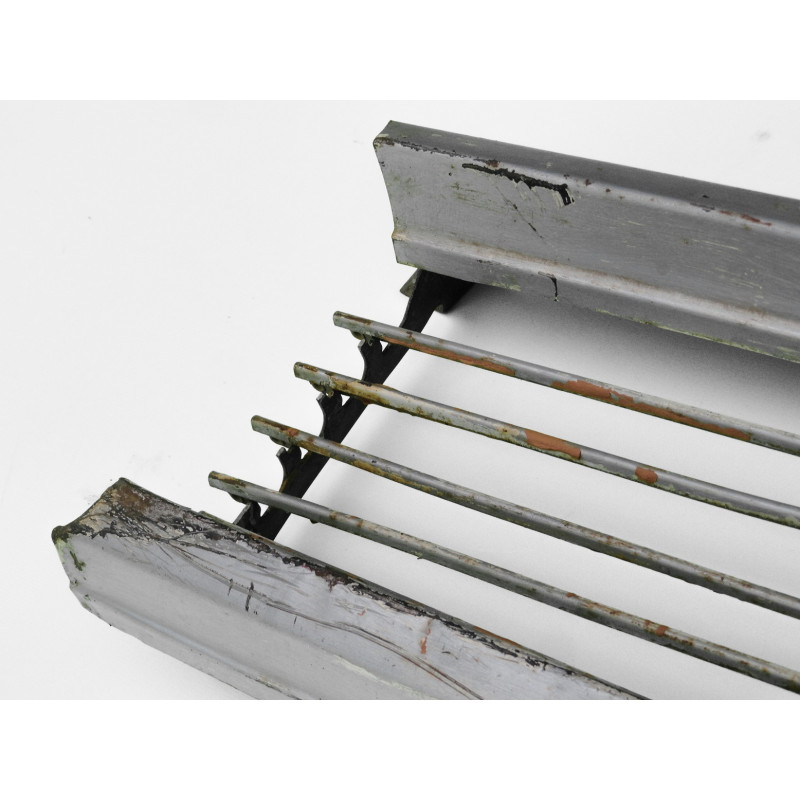 Grade Dianteira C-14 C-15 C-10 68 à 78 Original Usada