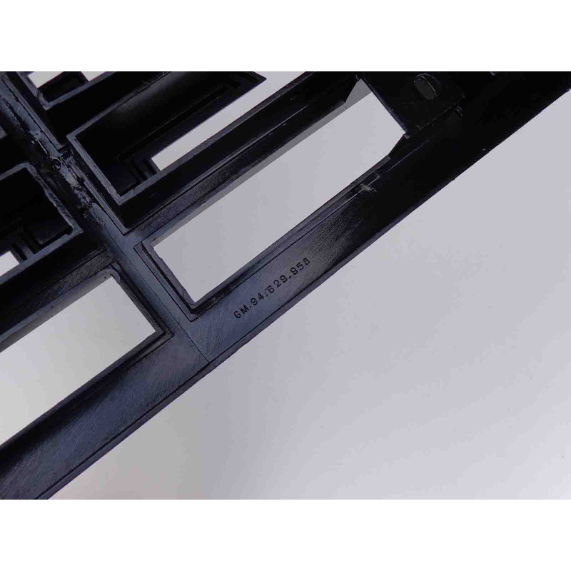 Grade Dianteira D-20 C-20 A-20 1985 A 92 Original c/ Detalhe Preto Fosco Usado