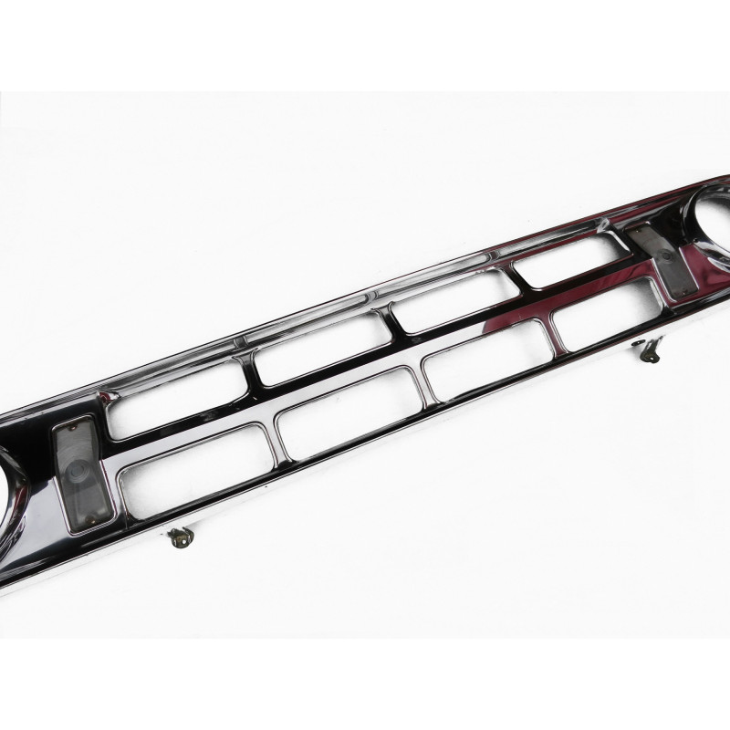 Grade Dodge D100 D400 D700 Cromada Original Com Pisca Usada