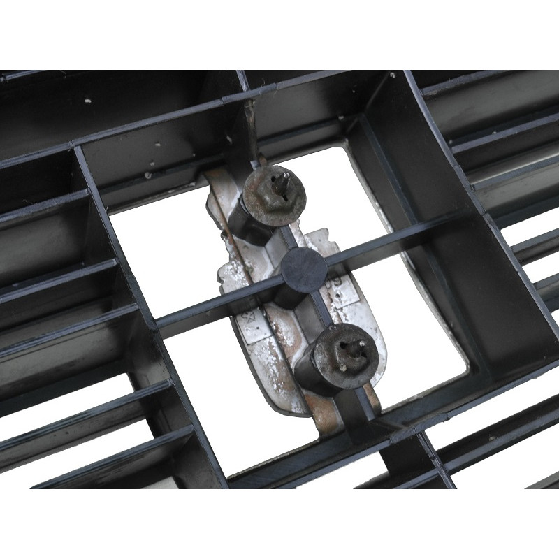 Grade Dodge Polara Dodginho 1978 Em Diante Original Usada C/ Quebrados