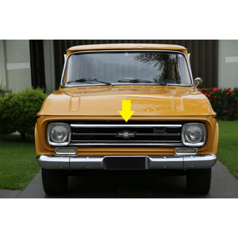 Grade Dianteira Veraneio C-10 D-60 1971 a 1978 Inox com Emblema