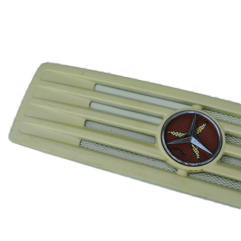 Grade Dianteira Caminhão Mercedes Benz 1620 96 à 05 Usada Com Detalhes