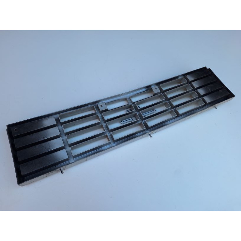Grade Dianteira D-20 C-20 A-20 85 À 92 Original