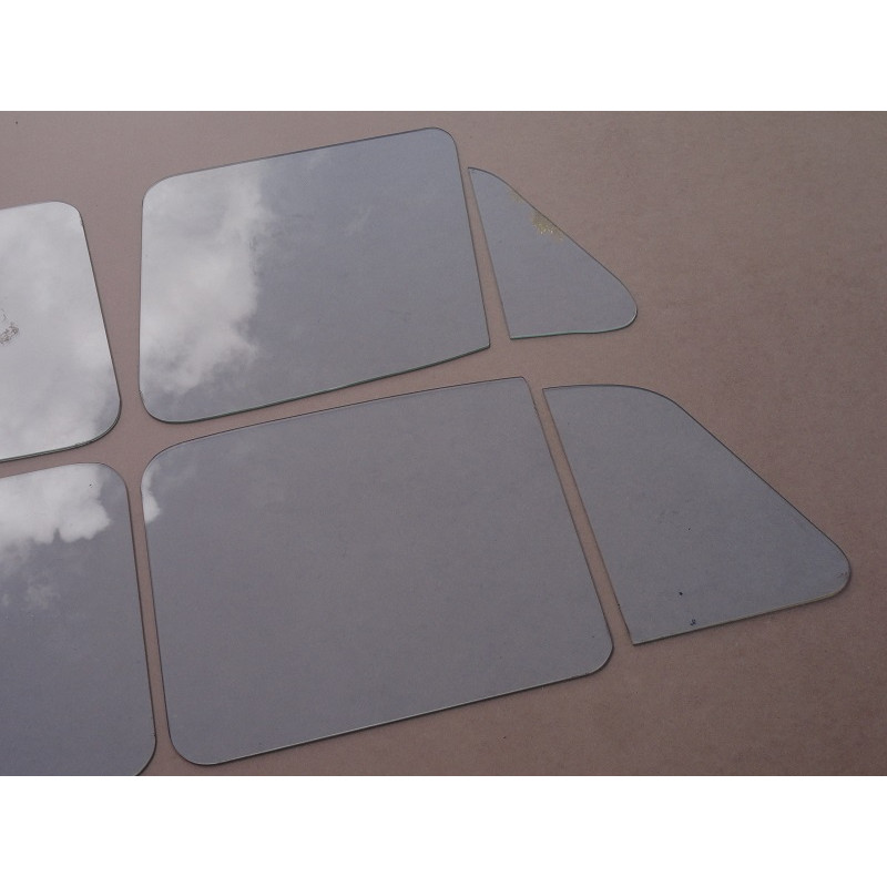 Vidro Quebra Vento Porta Vw 1600 Zé Caixão Incolor Novo - Jogo