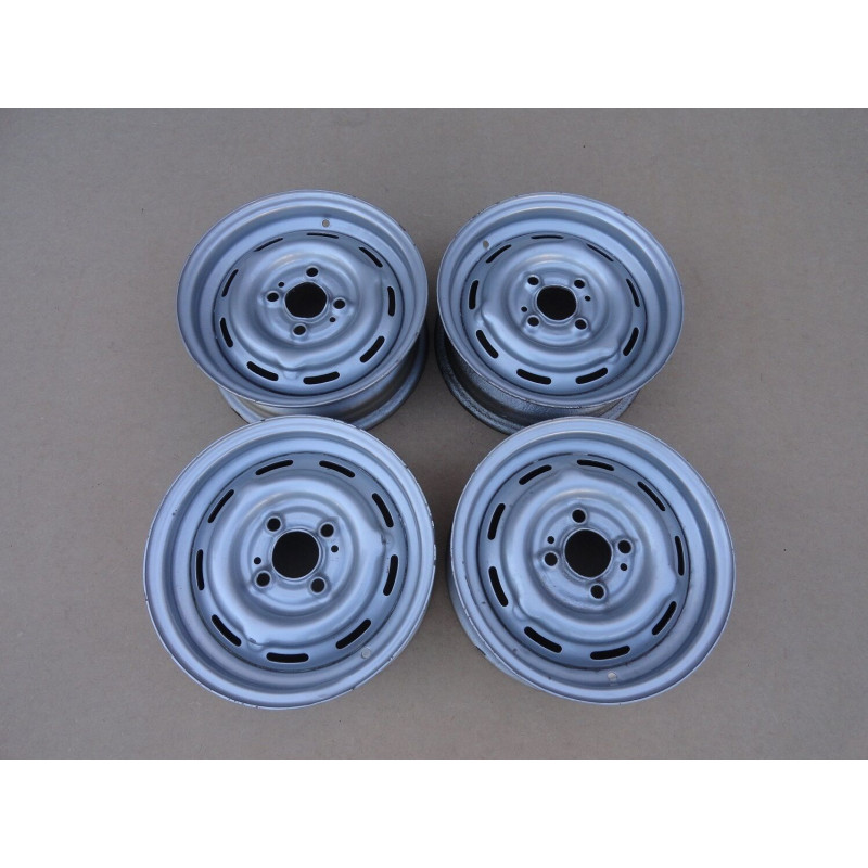 Roda Chevette até 1978 Aro 13 Tala 5,5 Original Usada - Jogo