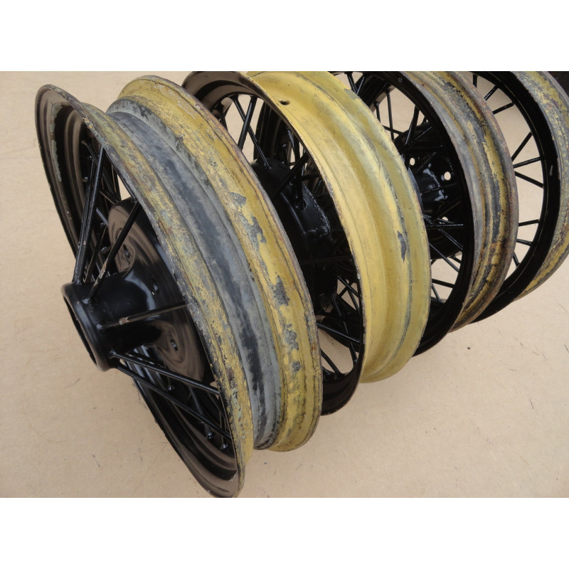 Roda Ford 1930 à 1931 Fordinho Aro 19" Tala 3" Usada - Jogo