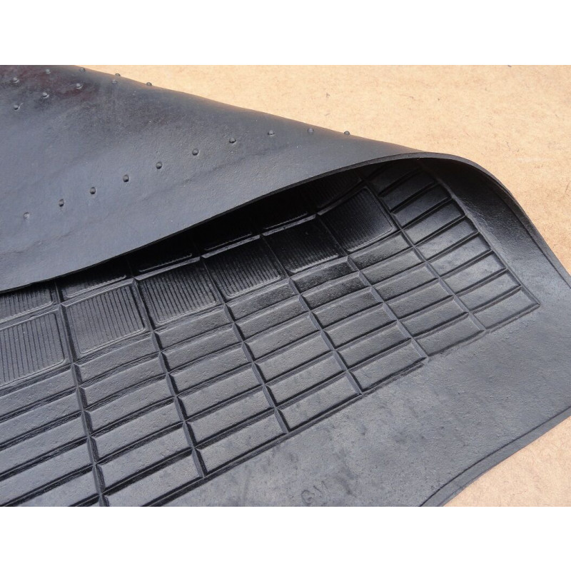 Tapete Interno de Borracha Chevette Todos os Anos - Jogo