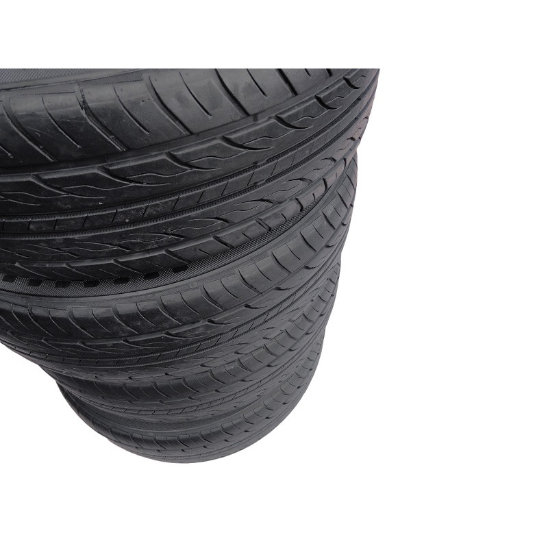 Pneu Aro 16 Aderenza Speedline 215/65/16 Usado com Detalhes - Jogo c/ 04