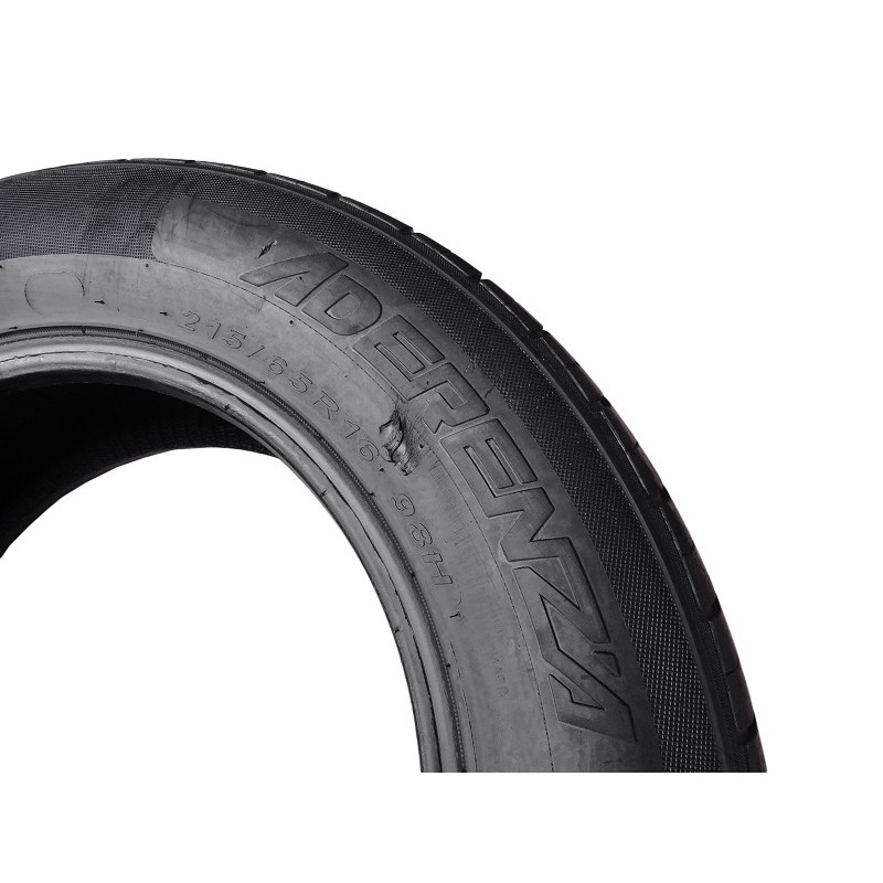 Pneu Aro 16 Aderenza Speedline 215/65/16 Usado com Detalhes - Jogo c/ 04