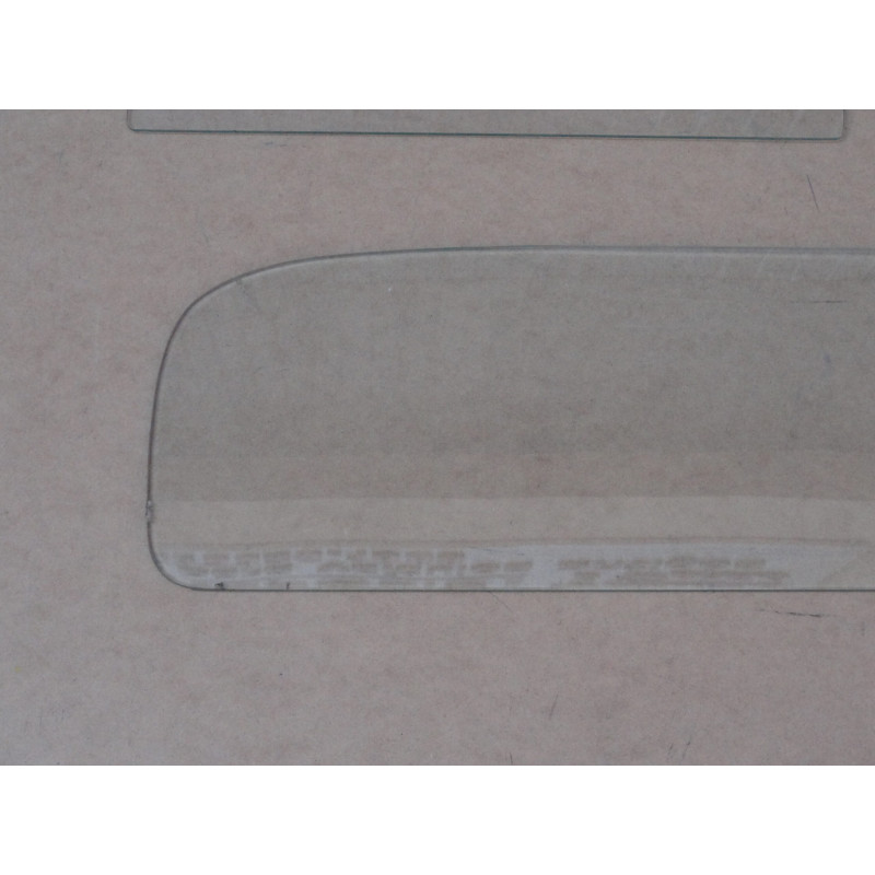 Vidro F-1 F-8 51 à 52 Inteiriço Sem Quebra Vento Incolor Jogo