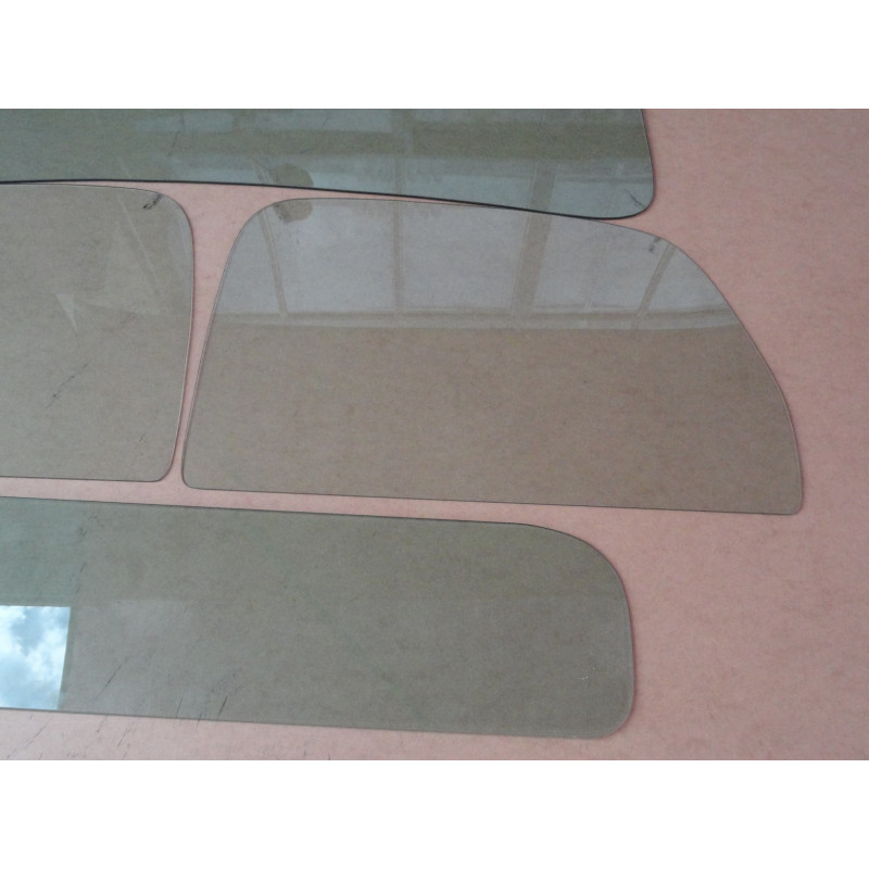 Vidro F-1 F-8 51 à 52 Inteiriço Sem Quebra Vento Verde Jogo