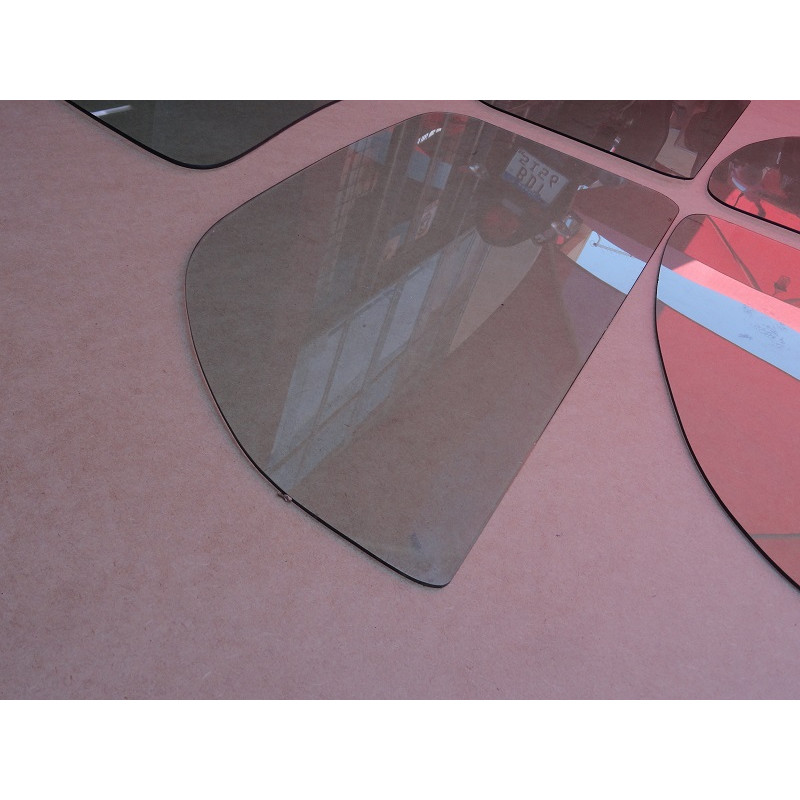 Vidro Parabrisa Vigia Porta Inteiriço Lateral Fixa Fusca 67 em Diante Verde Jogo