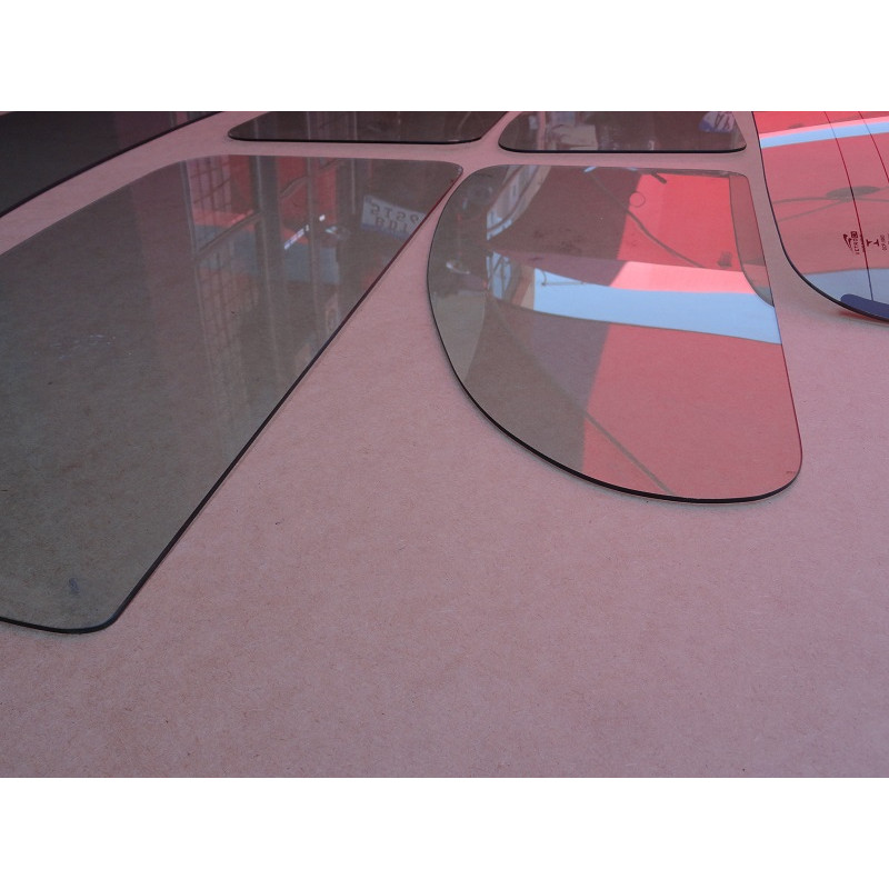 Vidro Parabrisa Vigia Porta Inteiriço Lateral Fixa Fusca 67 em Diante Verde Jogo