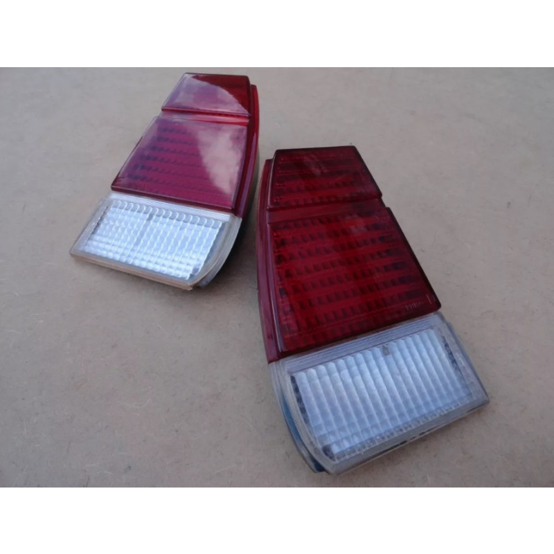 Lanterna Aplique Tampa Traseira Versailles 95 à 97 Original Usado