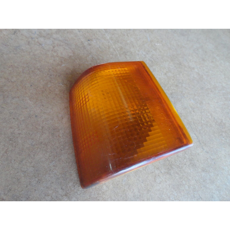 Lanterna Pisca Dianteiro Esquerda D-20 1992 em Diante Original Âmbar