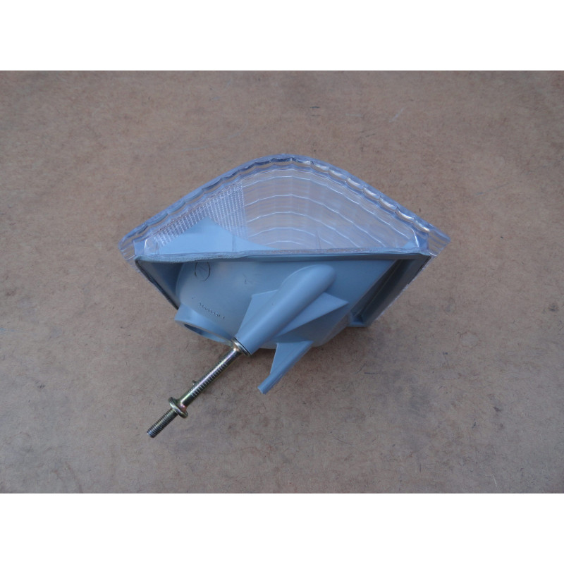 Lanterna Pisca Dianteiro Branca Opala 80 à 87 Esquerdo