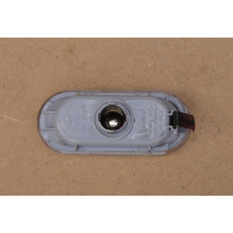 Lanterna Pisca Lateral Paralama Golf Polo Passat Bora