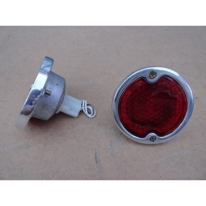 Lanterna Traseira Kombi 61 à 62 - Par