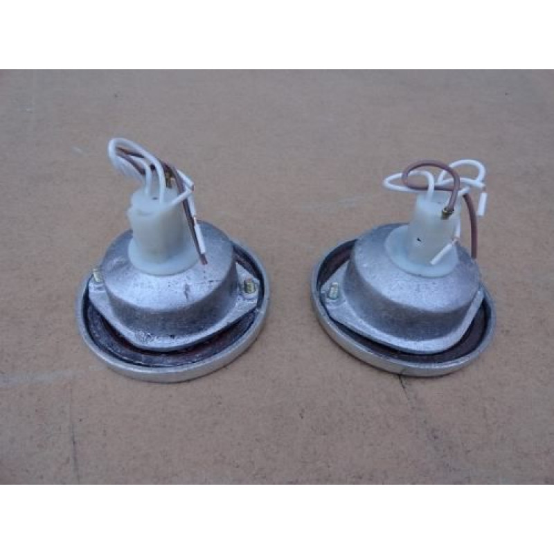 Lanterna Traseira Kombi 61 à 62 - Par