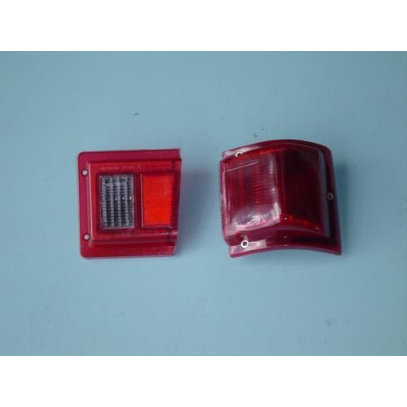 Lanterna Traseira da Belina I 73 à 77 Canto Direito