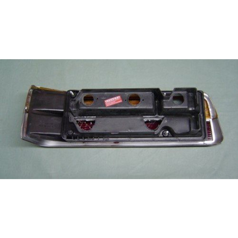 Lanterna Traseira Direita Del Rey 1985 à 1991 Bicolor