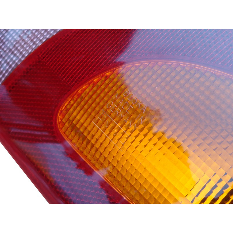 Lanterna Traseira Direita Fiesta 1995 a 2002 Original Ford com Detalhe