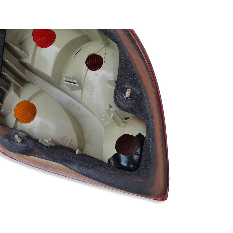 Lanterna Traseira Direita Fiesta 1995 a 2002 Original Ford com Detalhe