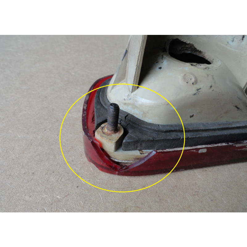 Lanterna Traseira Direita Maverick Fase 2 77 à 79 Original Usada