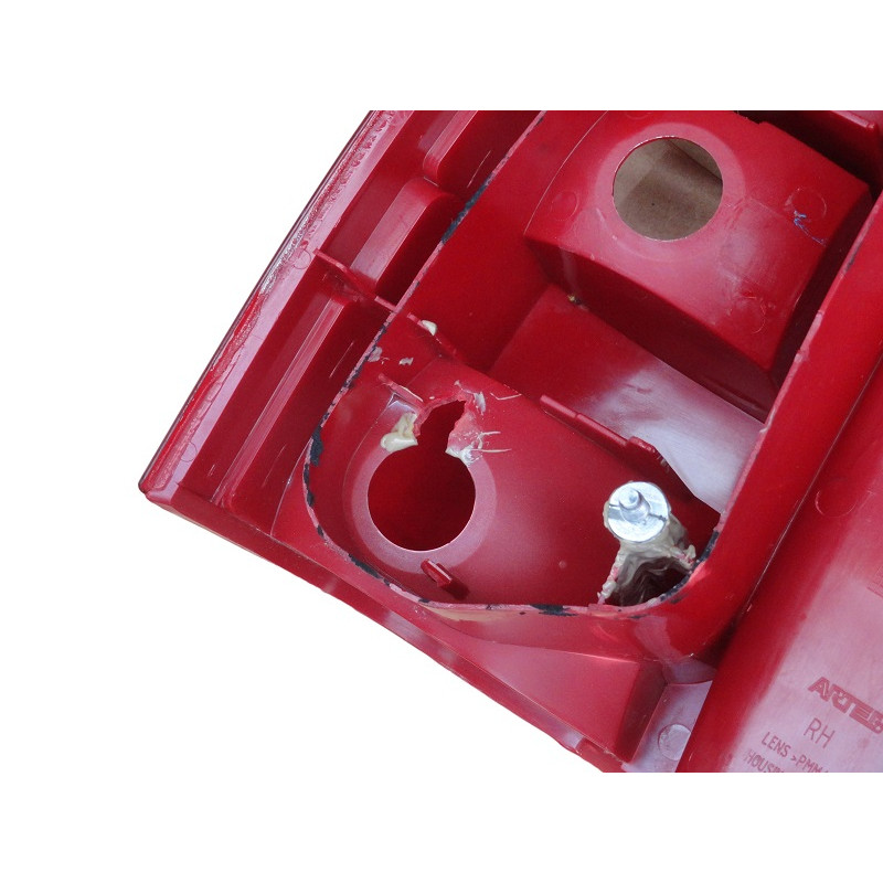 Lanterna Traseira Direita Palio Weekend 2001 a 2003 Original com Detalhe Usada