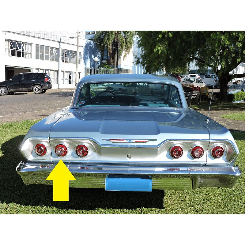 Lanterna Traseira Esquerda com Ré Chevrolet Impala 1963 Original Usada