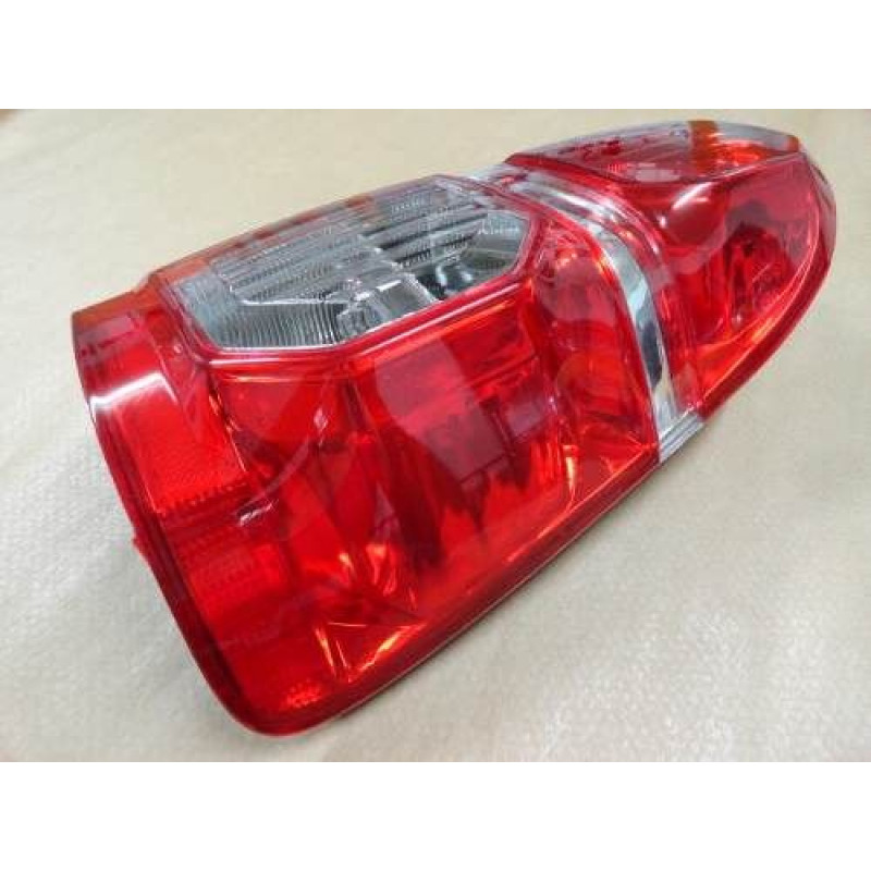 Lanterna Traseira Hilux 12 à 14 Direito
