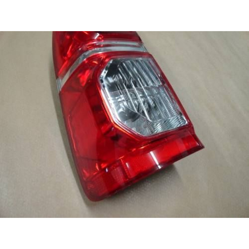 Lanterna Traseira Hilux 12 à 14 Esquerda
