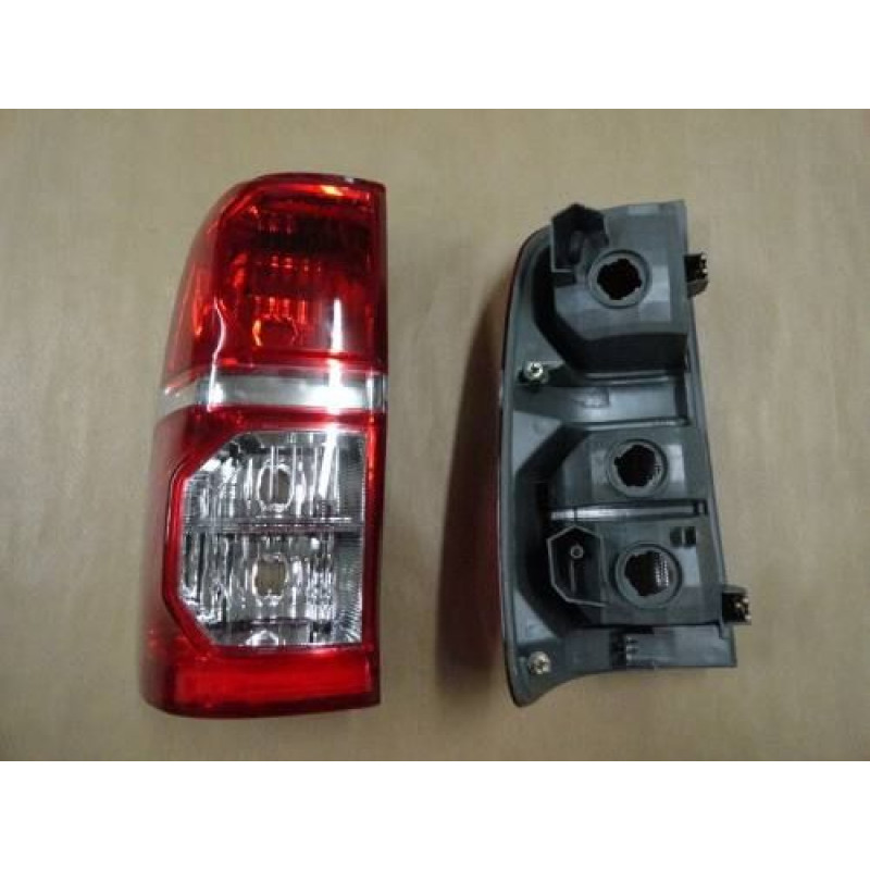 Lanternas Traseiras Hilux 12 à 14 - Par