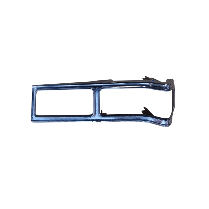 Moldura Friso Lanterna Traseira Direita Dodge Lebaron Magnum