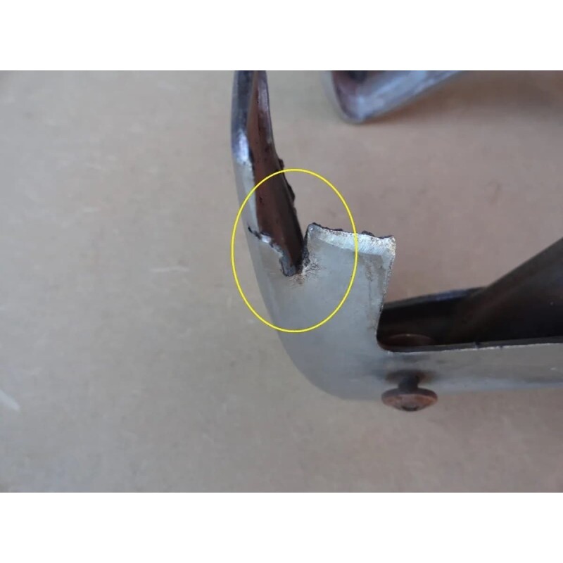 Moldura Friso Lanterna Traseira Direita Dodge Lebaron Magnum