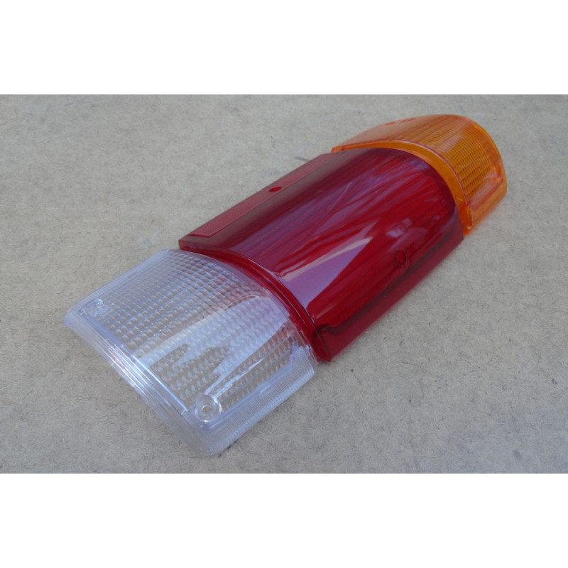 Lente Lanterna Traseira Direita D-20, Veraneio 1985 à 1996 Tricolor