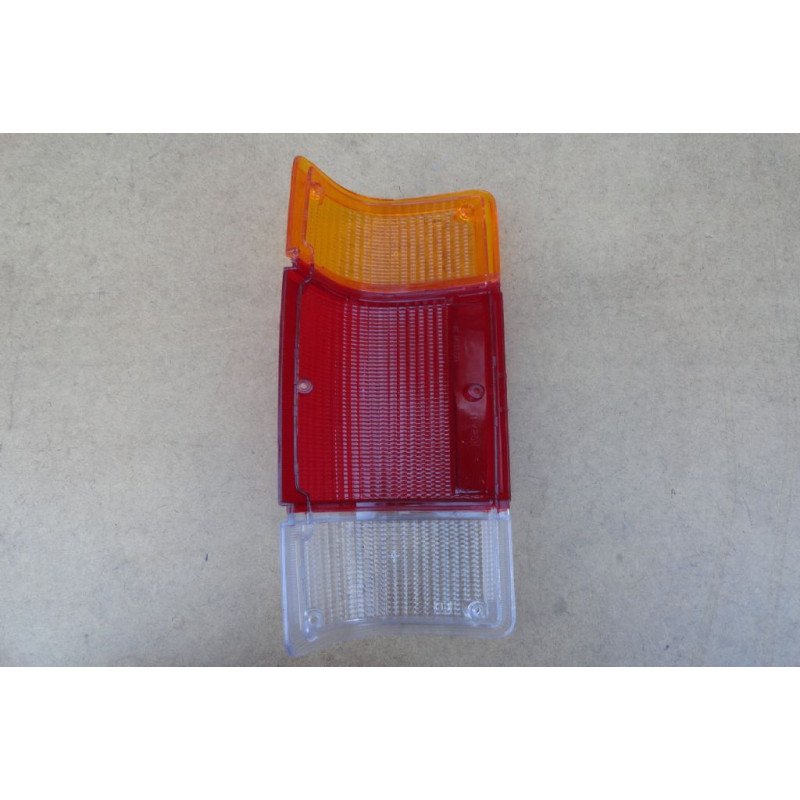 Lente Lanterna Traseira Direita D-20, Veraneio 1985 à 1996 Tricolor